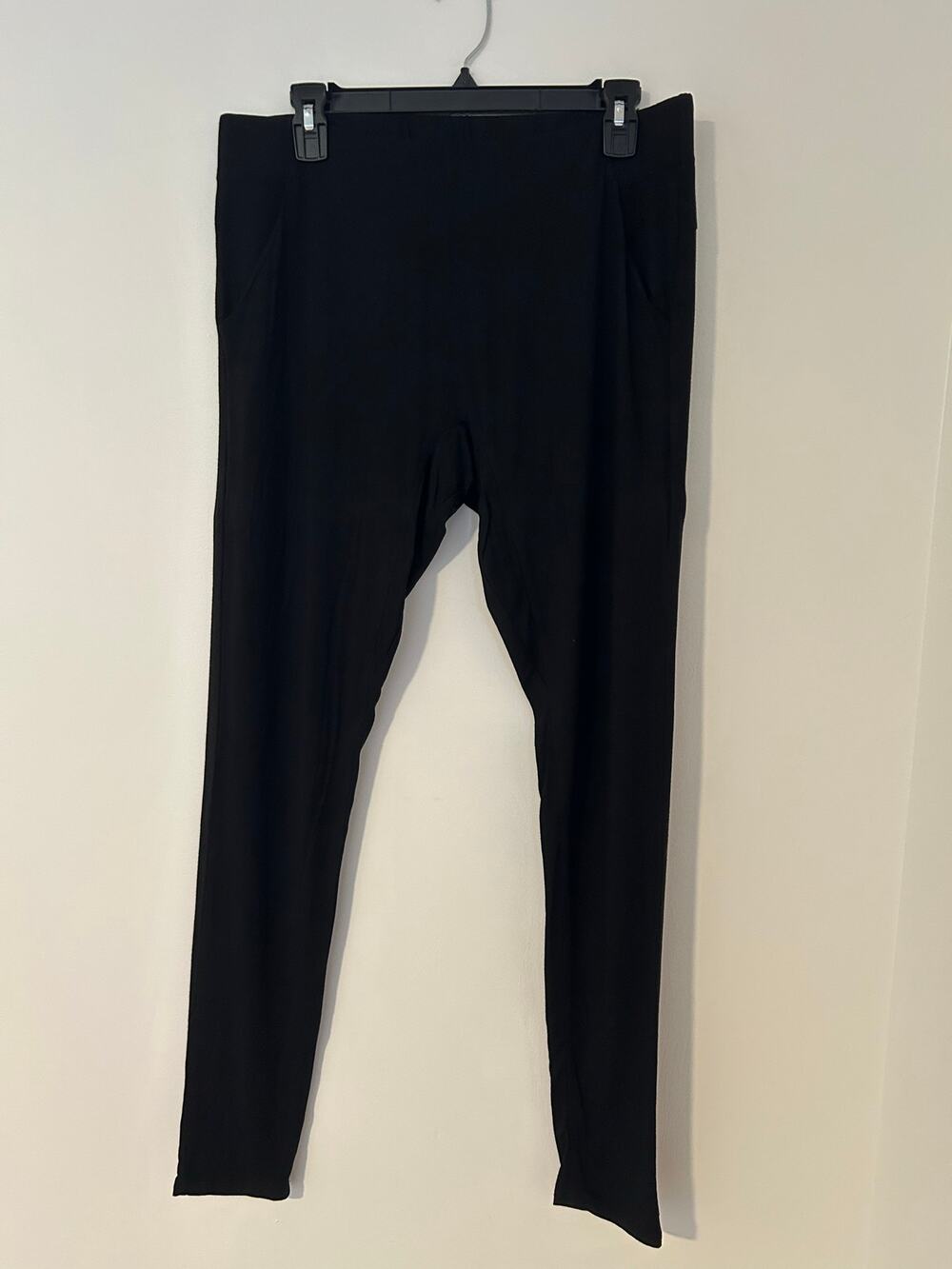 Lunya Solid Black Comfort Lounge Pajama Pant XL Modal Blend Jogger Fit EUC Soft